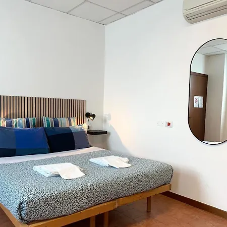 Cascina Bellaria Hostel *