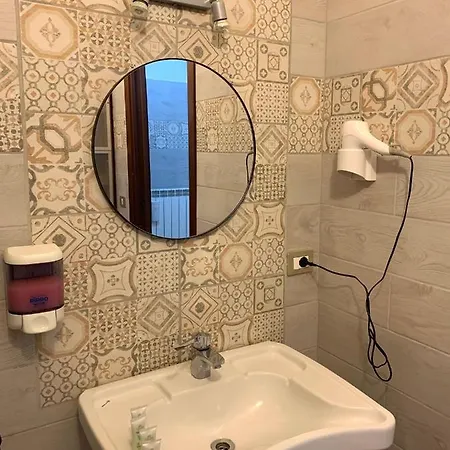 Cascina Bellaria Vandrarhem *