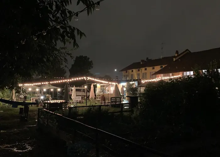 Cascina Bellaria Hostel *